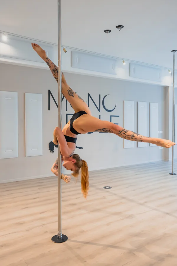 Meta Blažuti – pole